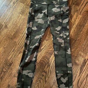 lululemon athletica Women’s Camouflage Leggings
